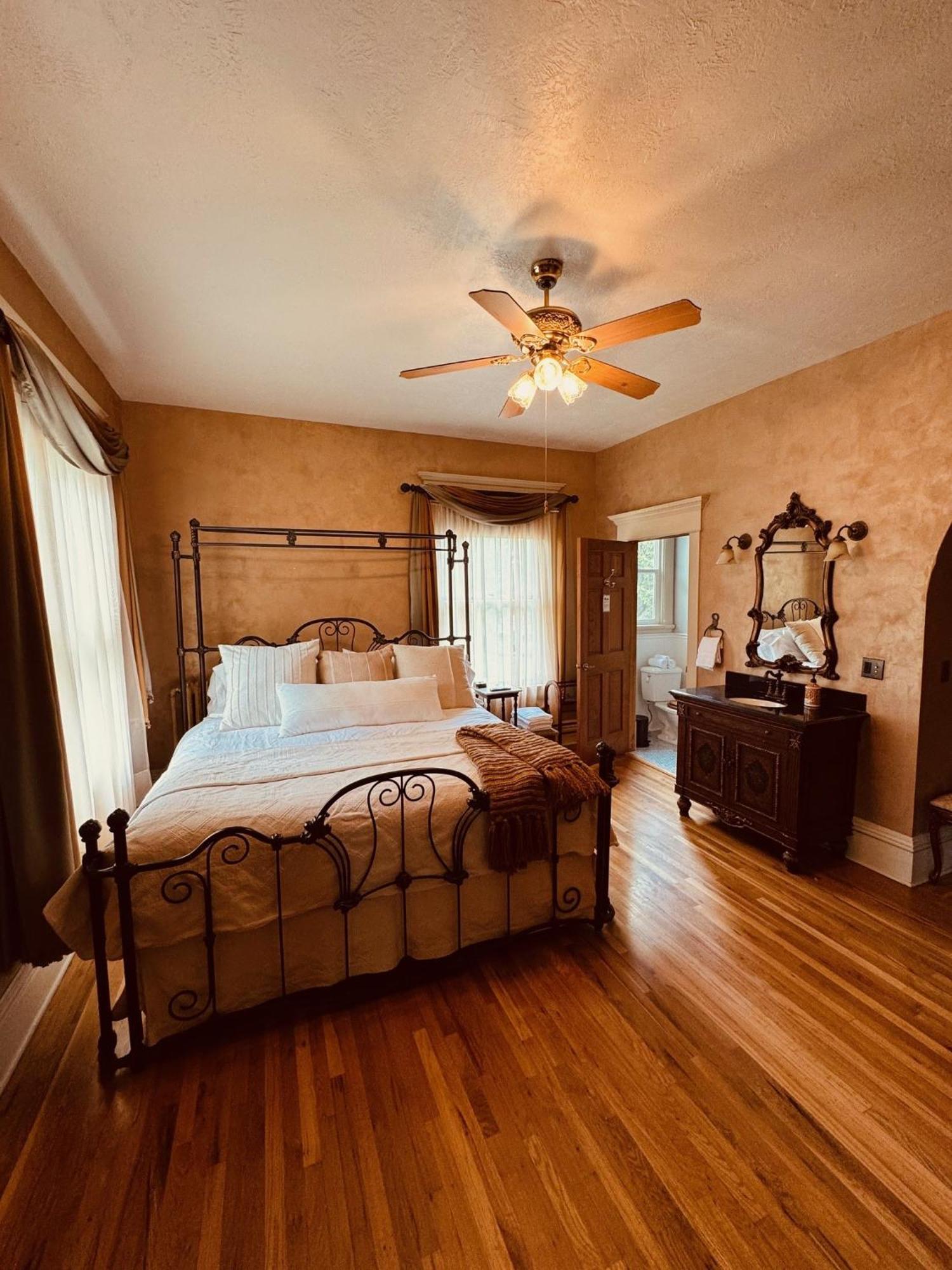 The Gibson Mansion Bed And Breakfast Missoula Extérieur photo